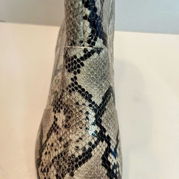 CLARKS Linvale Judith Vegan Snakeskin Bootie 8.5 W  *NEW* - Picture 13 of 14